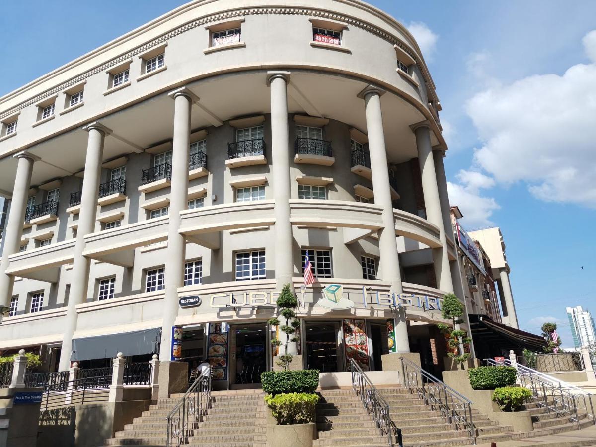 Beryll Boutique Hotel Cyberjaya Exterior photo